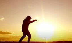 https://imgs.plurk.com/QD3/bCf/2MUI7huQbEIOFGwFcyf6BEiRN3n_lg.png