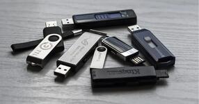 https://imgs.plurk.com/QGd/Bjc/1JH7QNi4YK1d25Lr07bhQc8NEiF_lg.jpg