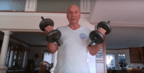 https://imgs.plurk.com/QuS/AU7/BkRkPJ9eJJj4Qs03flyaeYbmaLS_lg.png